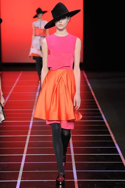 Look 46